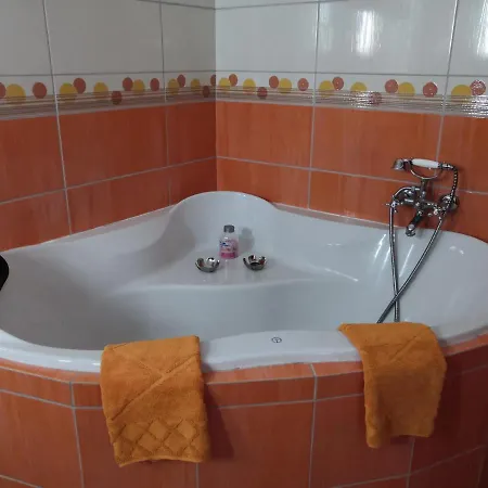 Swiss House Apartamento *